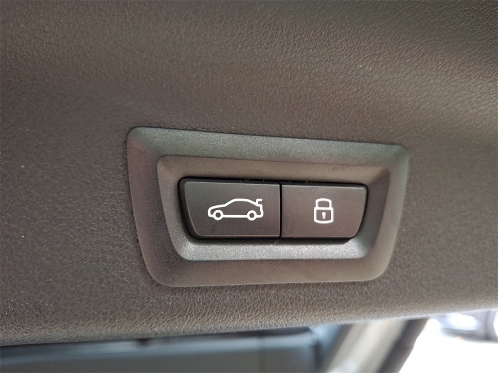 Thumbnail: 2025 BMW X1 - 28