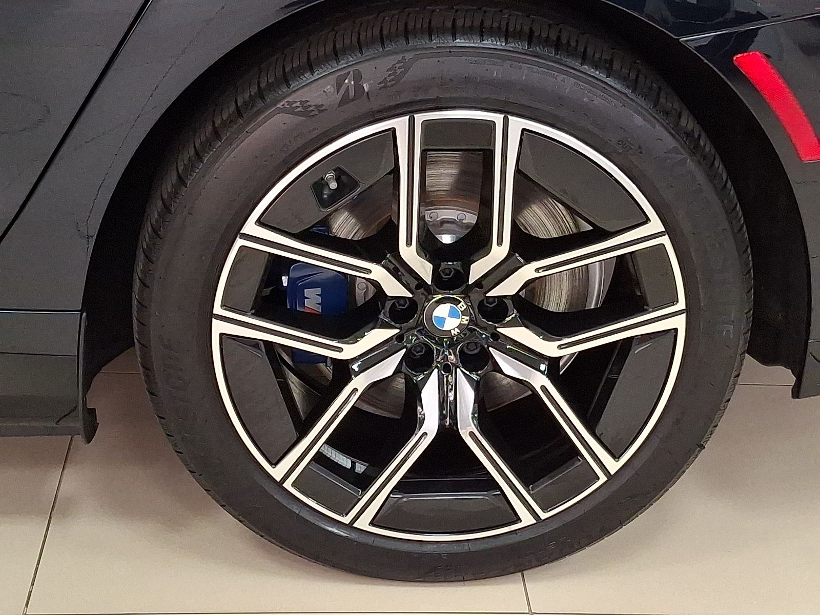 Thumbnail: 2025 BMW i7 - 6