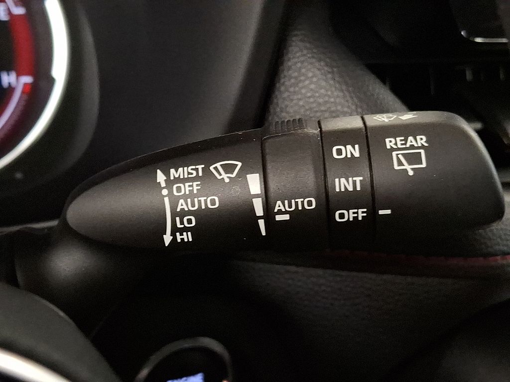 Thumbnail: 2023 Toyota RAV4 - 20