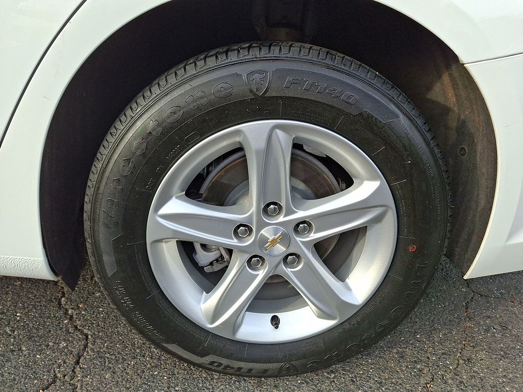 Thumbnail: 2024 Chevrolet Malibu - 7