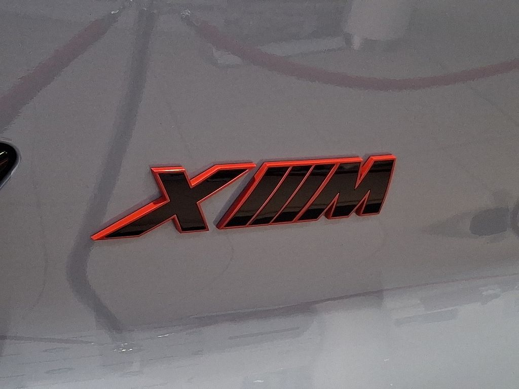 Thumbnail: 2026 BMW XM - 14