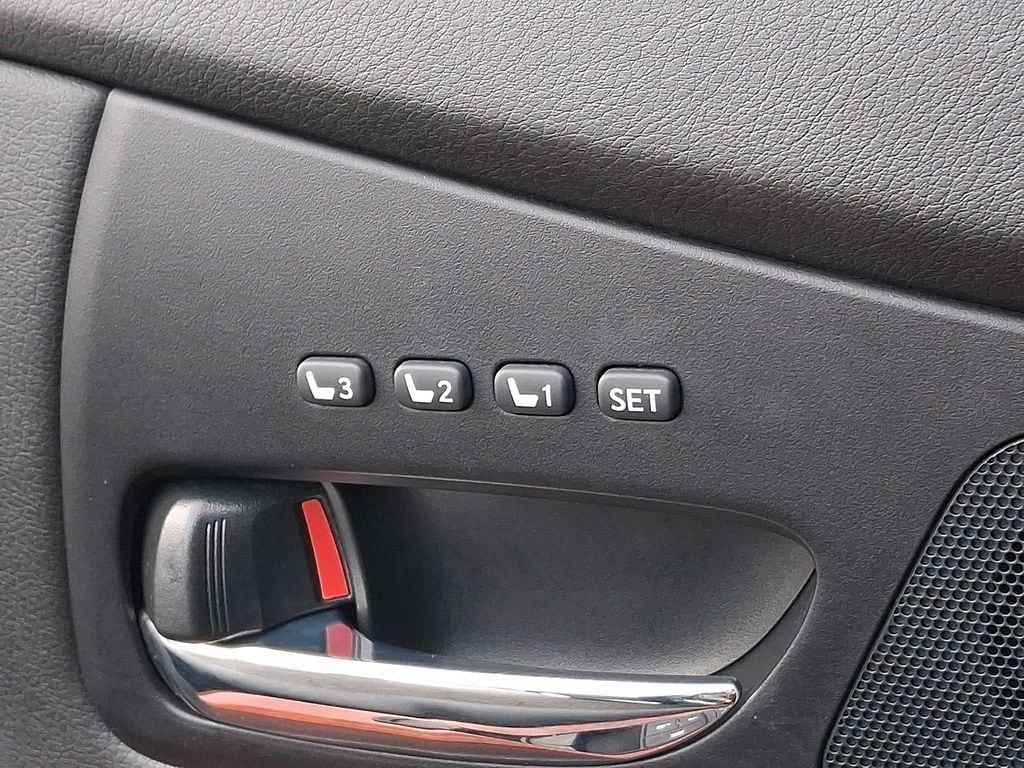 Thumbnail: 2010 Lexus RX - 23