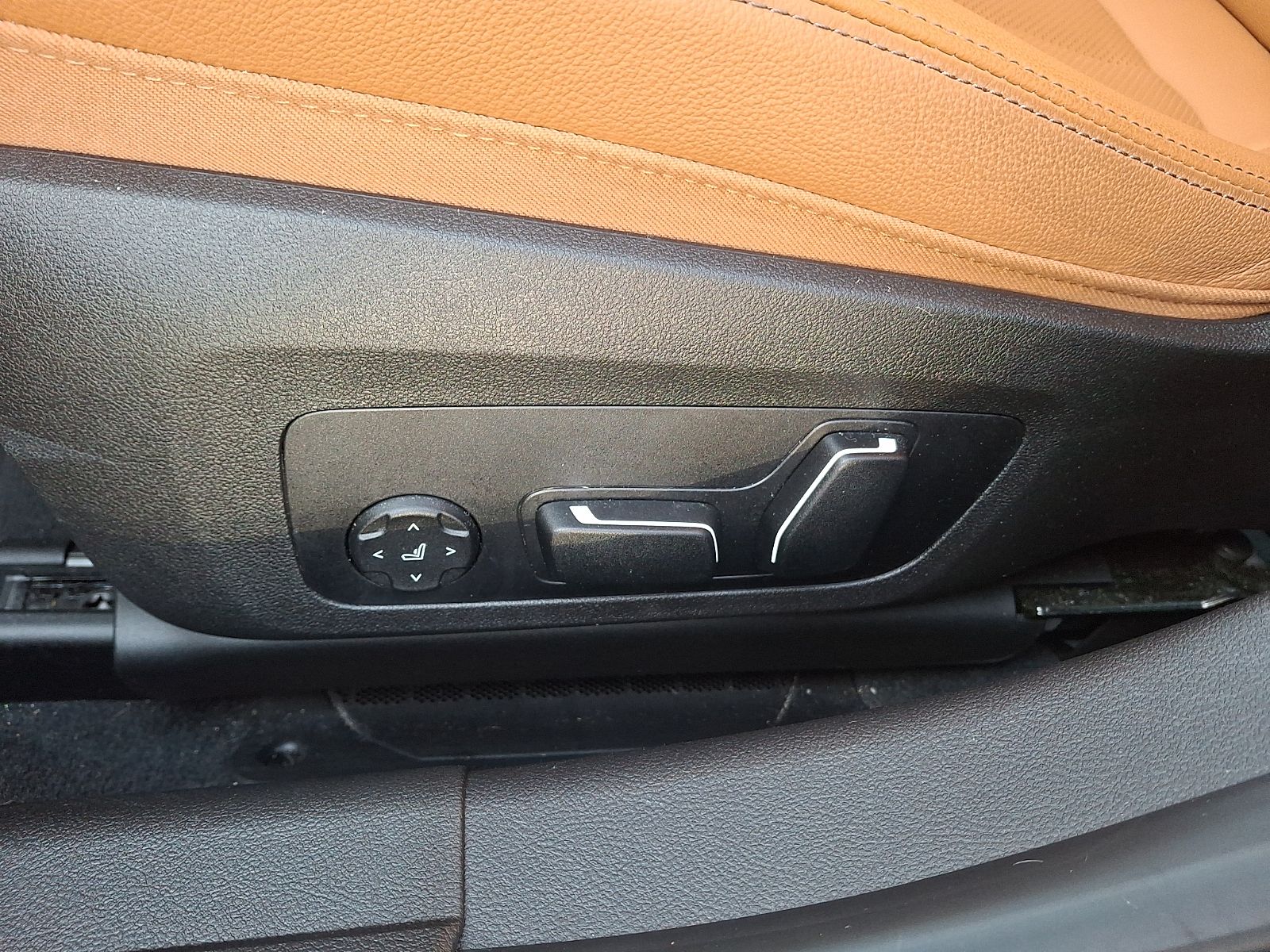 Thumbnail: 2025 BMW 3 Series - 11