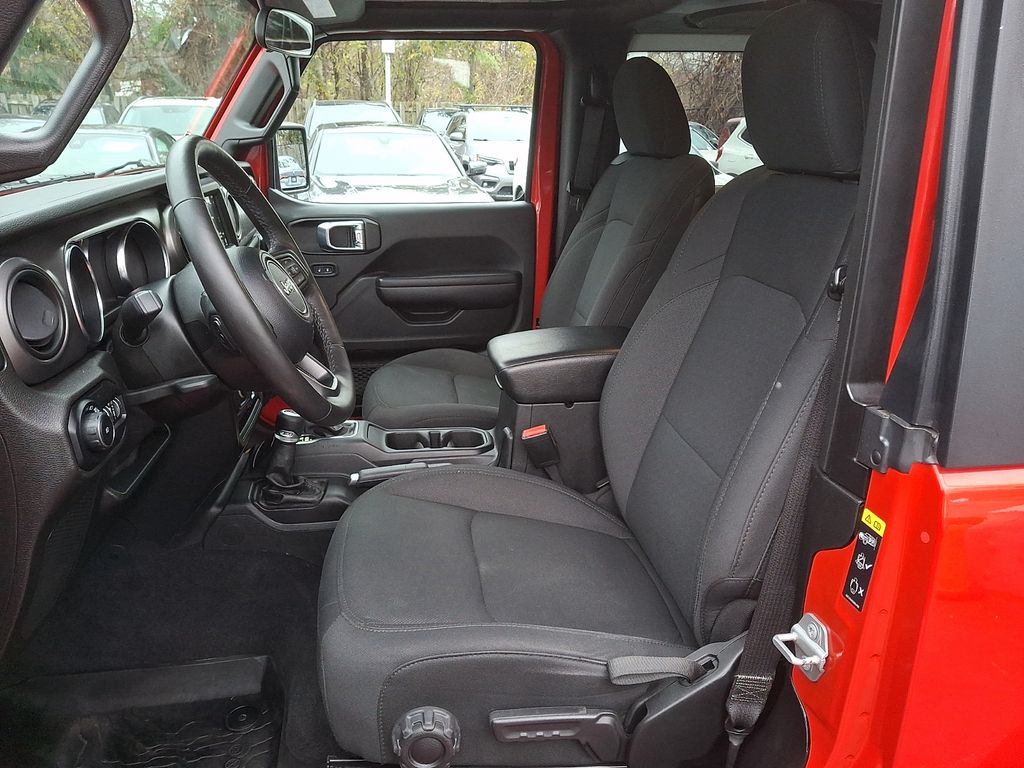 Thumbnail: 2021 Jeep Wrangler - 14