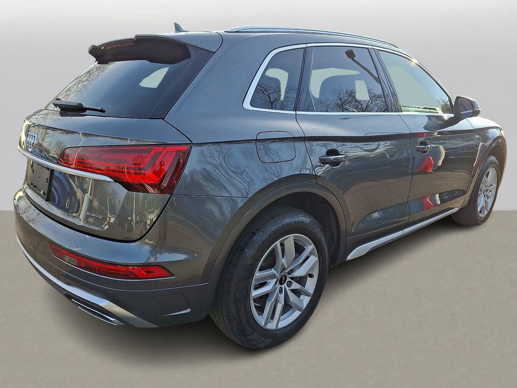 Thumbnail: 2022 Audi Q5 - 5