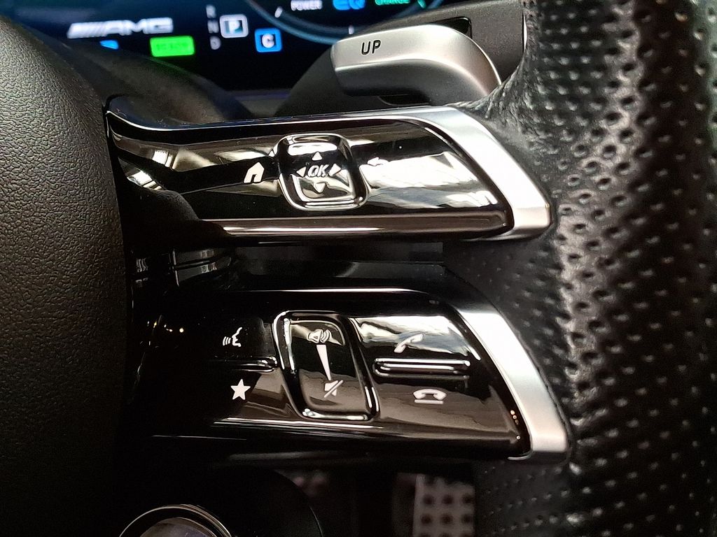 Thumbnail: 2022 Mercedes-Benz E-Class - 16