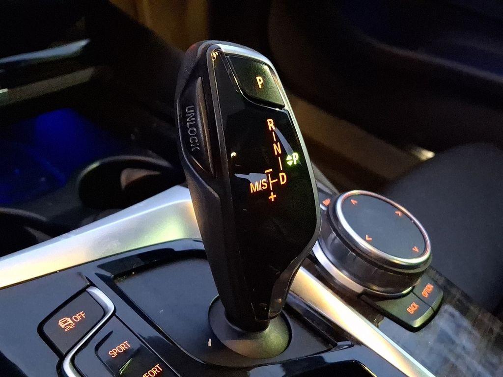 Thumbnail: 2018 BMW 5 Series - 11