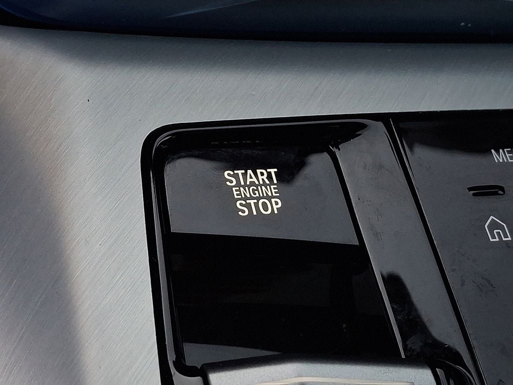 Thumbnail: 2025 BMW X3 - 17