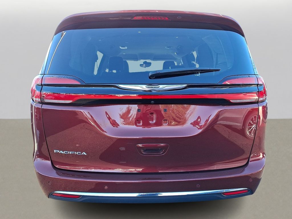 Thumbnail: 2023 Chrysler Pacifica - 5