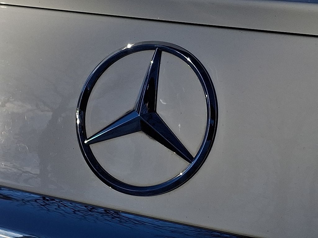 Thumbnail: 2021 Mercedes-Benz E-Class - 28
