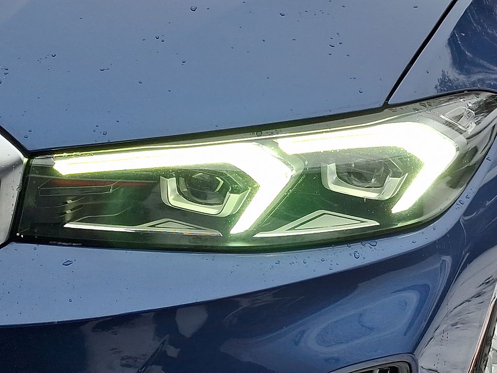 Thumbnail: 2023 BMW 3 Series - 6