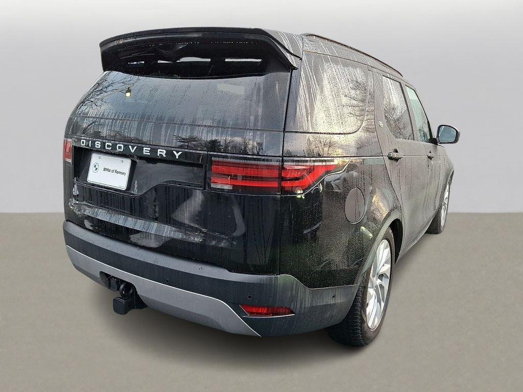 Thumbnail: 2025 Land Rover Discovery - 4