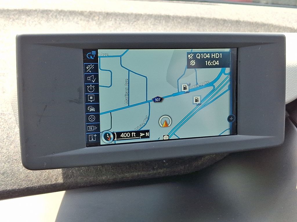 Thumbnail: 2014 BMW i3 - 17