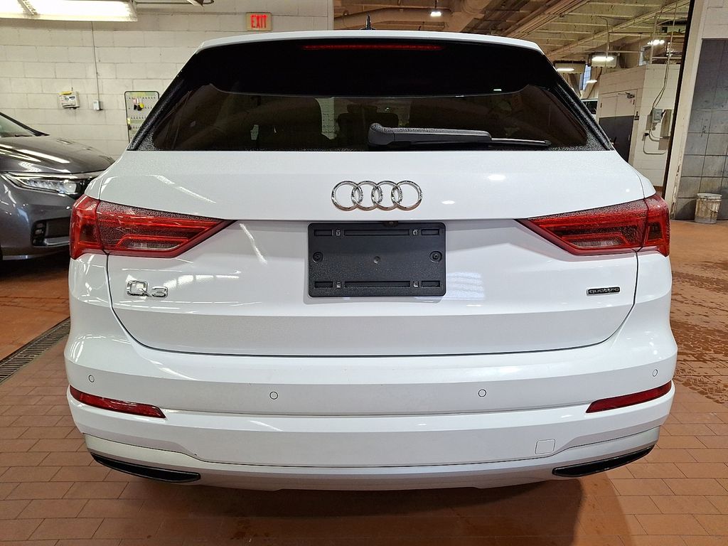 Thumbnail: 2019 Audi Q3 - 6