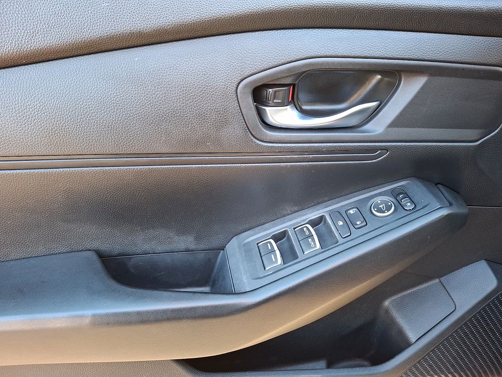 Thumbnail: 2023 Honda Accord - 8