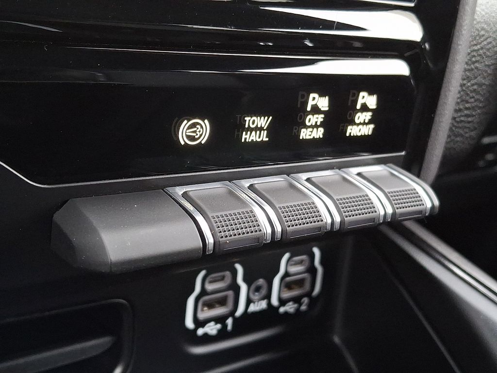 Thumbnail: 2024 RAM 2500 - 18