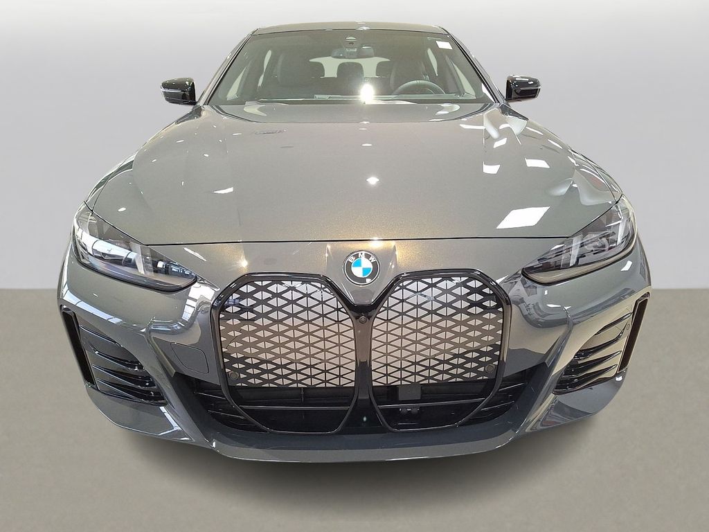 Thumbnail: 2026 BMW i4 - 2