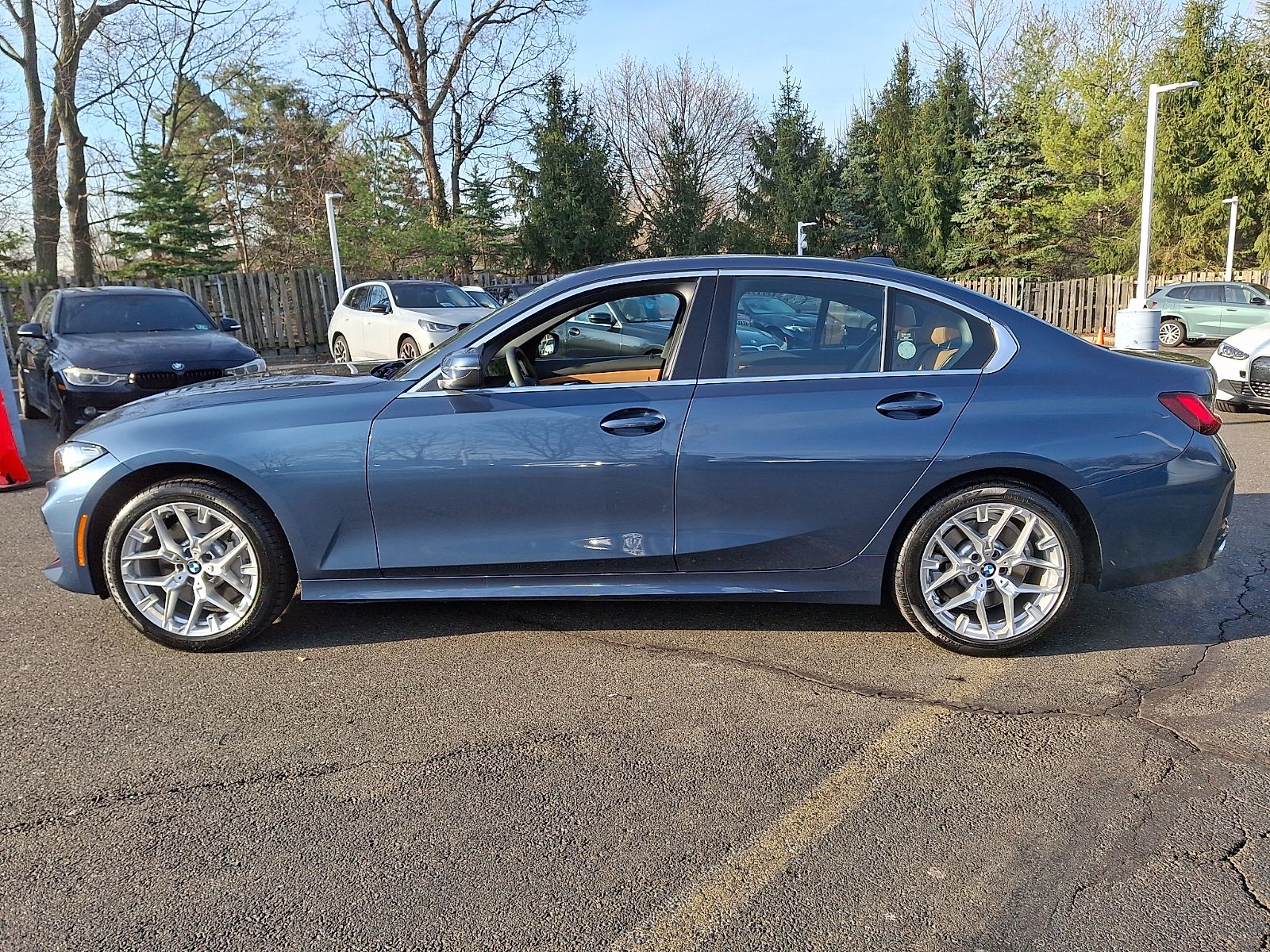 Thumbnail: 2025 BMW 3 Series - 6