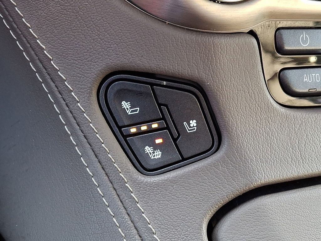 Thumbnail: 2020 GMC Yukon - 19