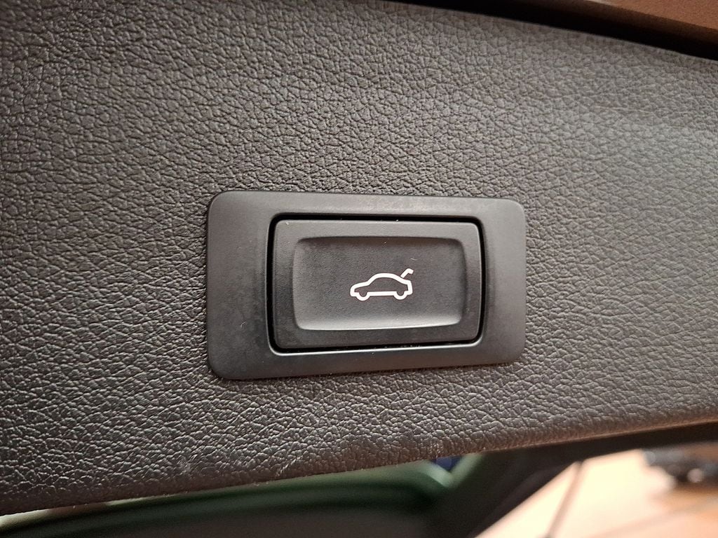 Thumbnail: 2016 Audi Q5 - 27