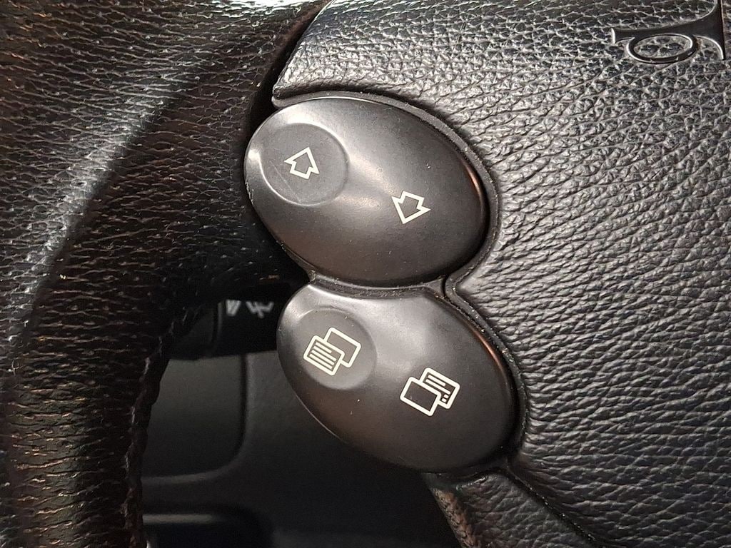 Thumbnail: 2008 Mercedes-Benz CLK - 15