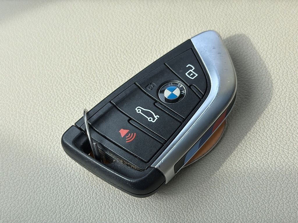 Thumbnail: 2022 BMW X4 - 28