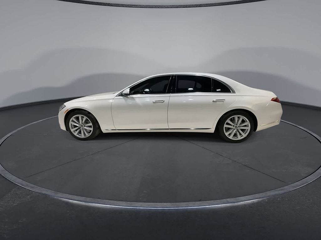 Thumbnail: 2021 Mercedes-Benz S-Class - 8