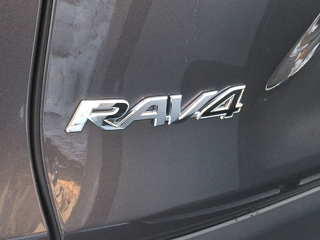 Thumbnail: 2025 Toyota RAV4 - 29