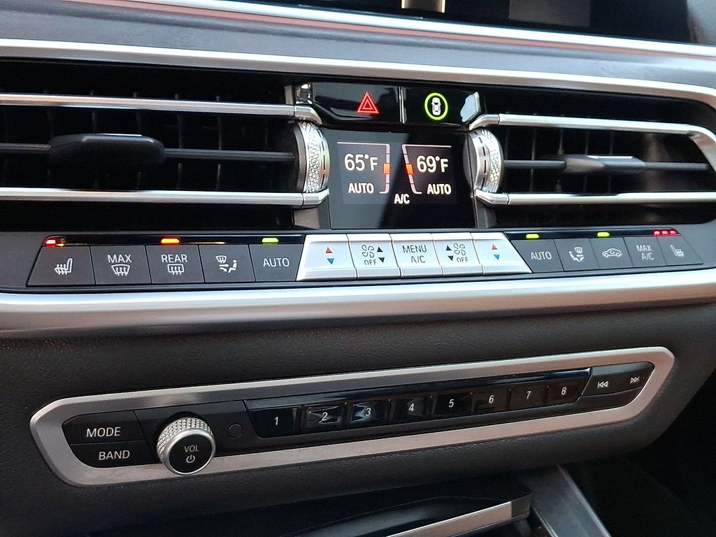 Thumbnail: 2023 BMW X5 - 18