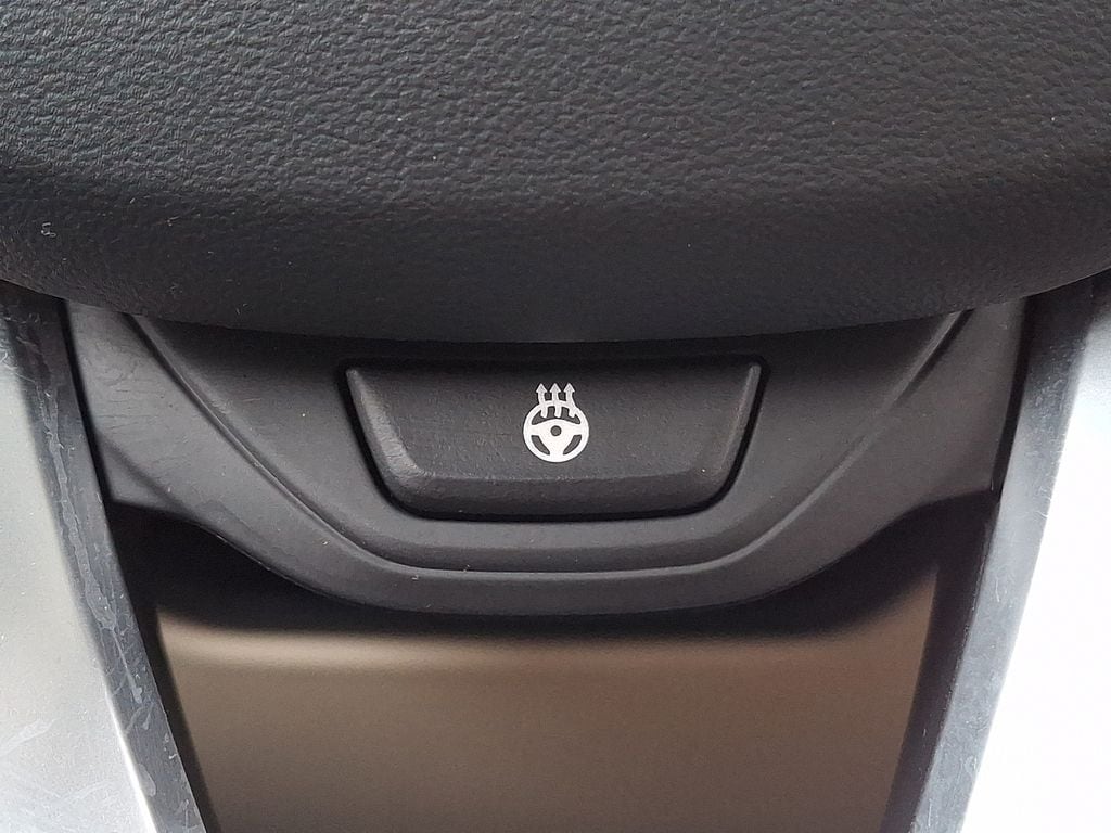 Thumbnail: 2023 BMW 3 Series - 19