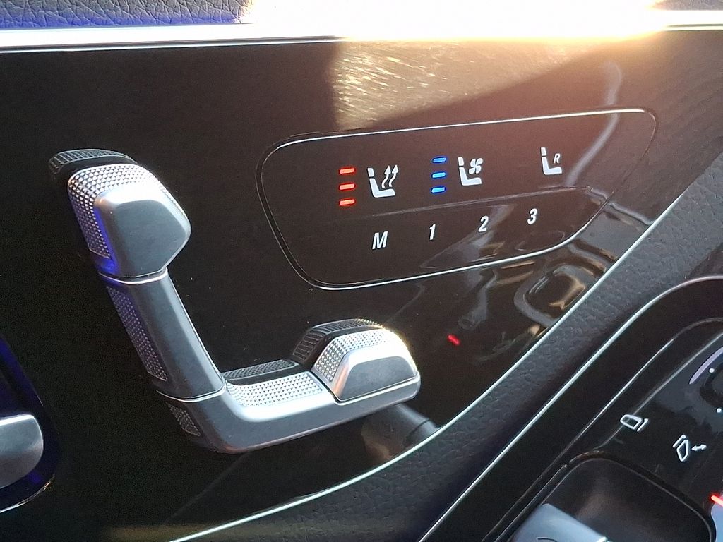 Thumbnail: 2022 Mercedes-Benz S-Class - 20