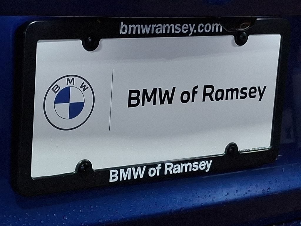 Thumbnail: 2022 BMW M3 - 32