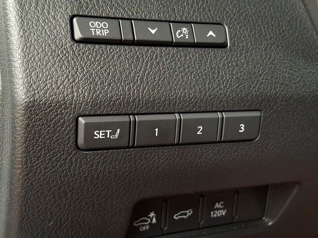 Thumbnail: 2024 Lexus GX - 22
