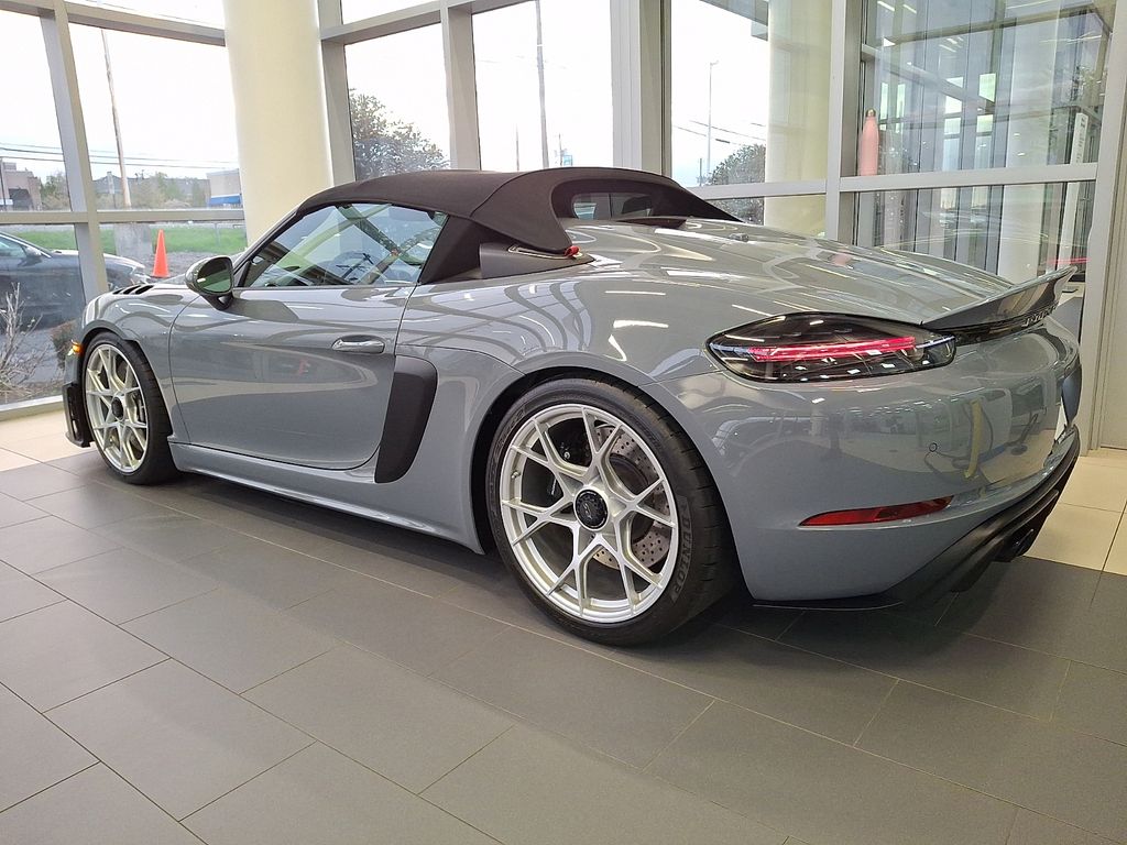 Thumbnail: 2025 Porsche  - 6