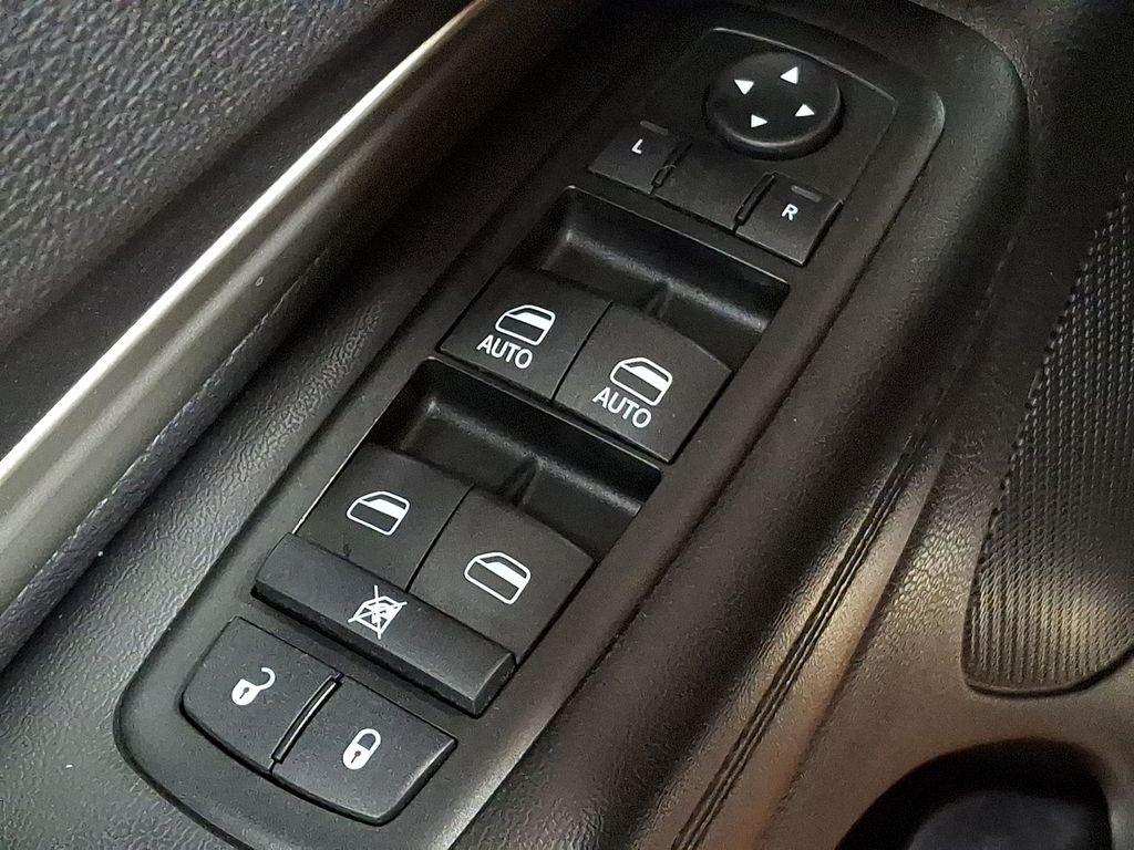 Thumbnail: 2014 Dodge Durango - 24