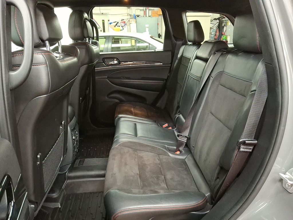 Thumbnail: 2020 Jeep Grand Cherokee - 7