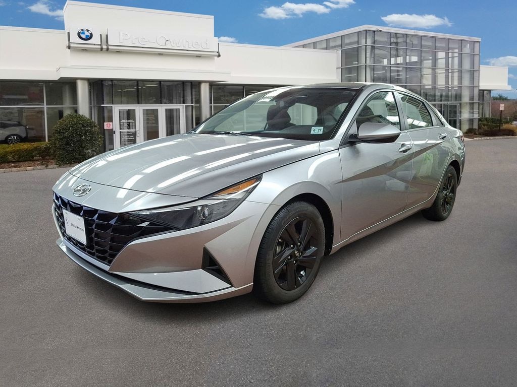 Used 2023 Hyundai Elantra SEL Sedan