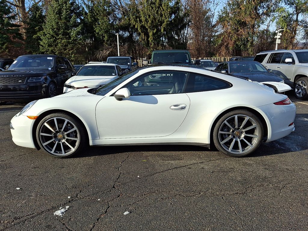 Thumbnail: 2015 Porsche 911 - 6
