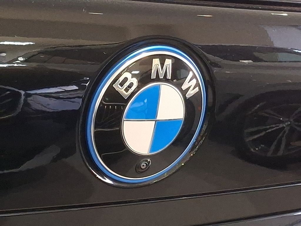 Thumbnail: 2025 BMW i7 - 8