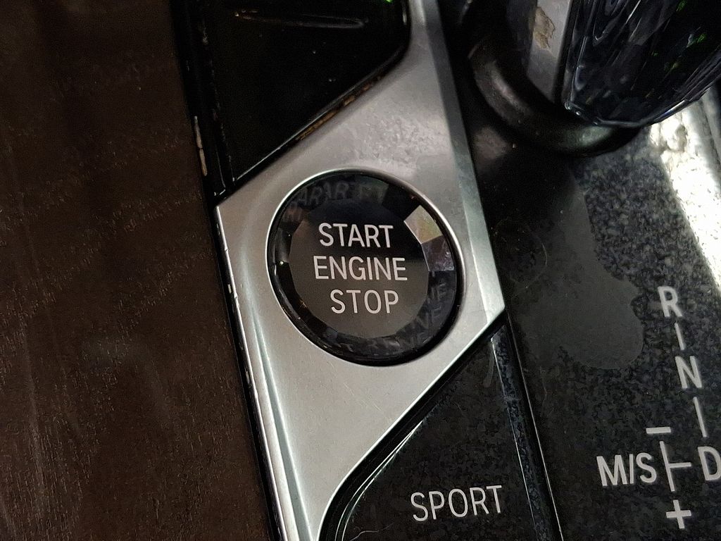 Thumbnail: 2023 BMW X5 - 18