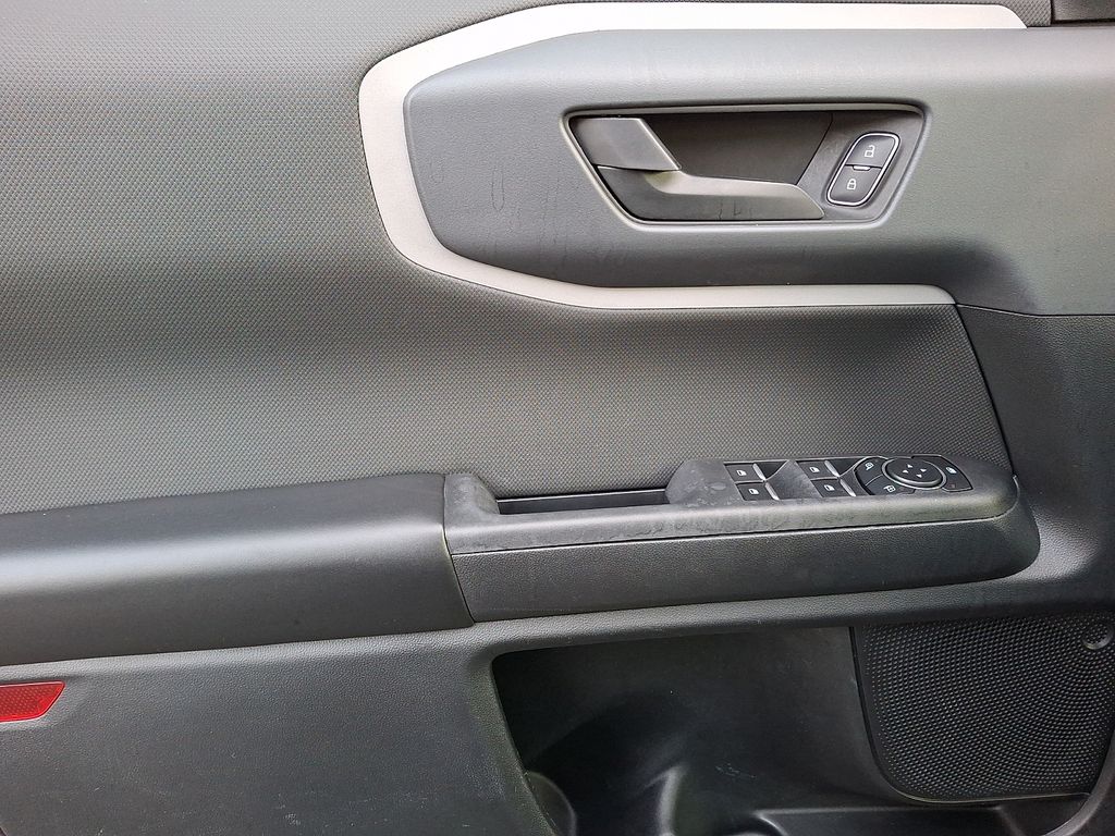 Thumbnail: 2023 Ford Bronco Sport - 8