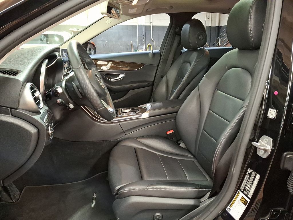 Thumbnail: 2018 Mercedes-Benz C-Class - 10