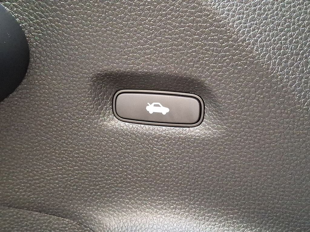 Thumbnail: 2022 Honda Civic - 24