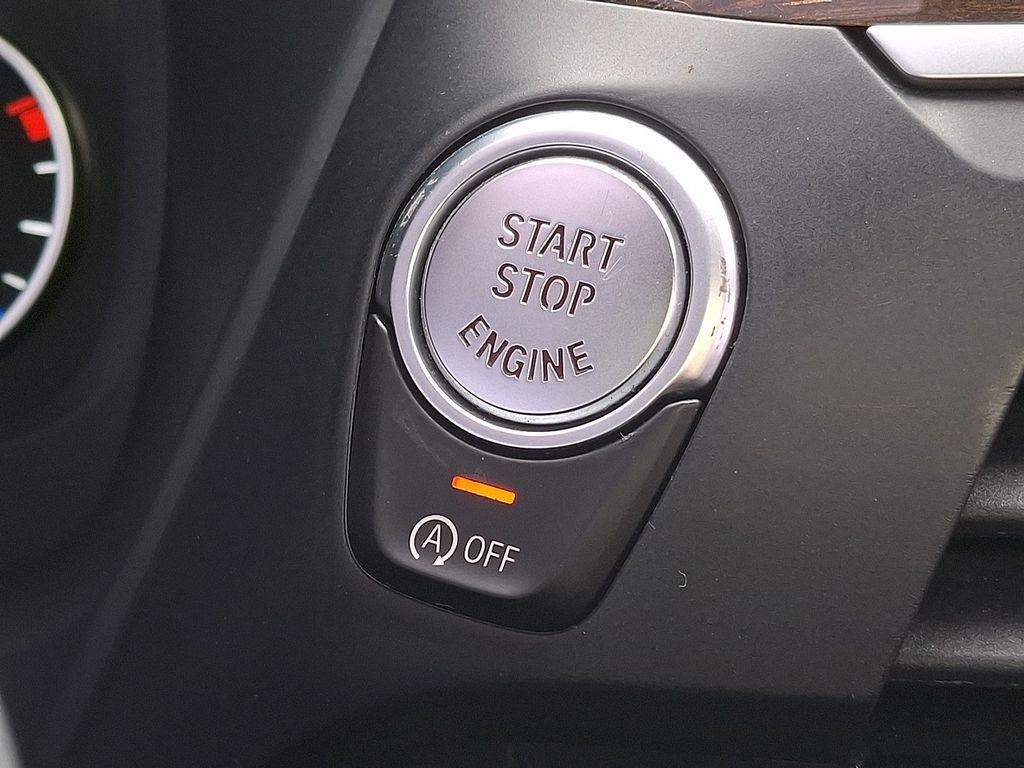 Thumbnail: 2021 BMW X3 - 22