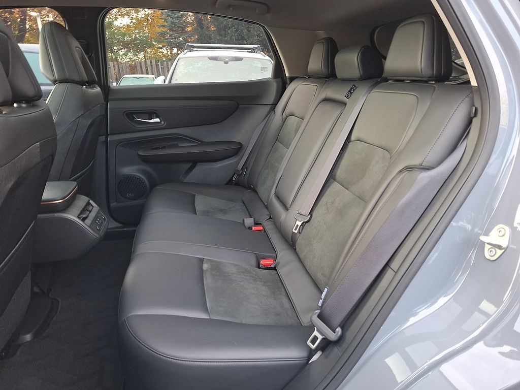 Thumbnail: 2024 Nissan Ariya - 7