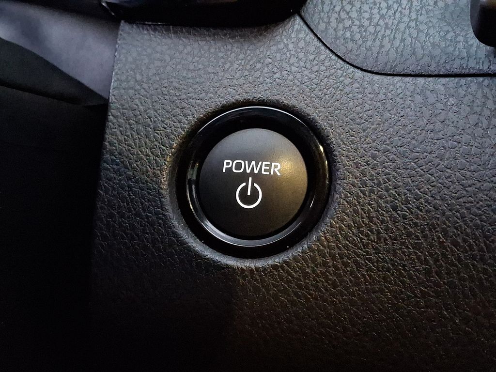 Thumbnail: 2025 Toyota Camry - 23