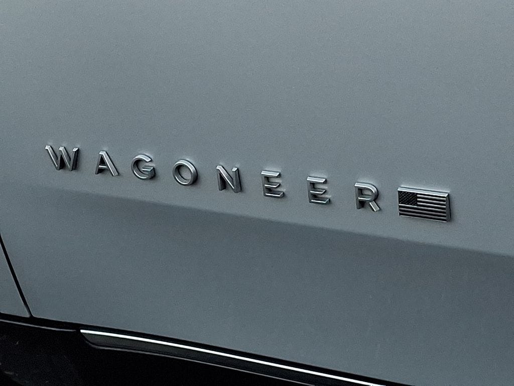 Thumbnail: 2024 Jeep Wagoneer - 28