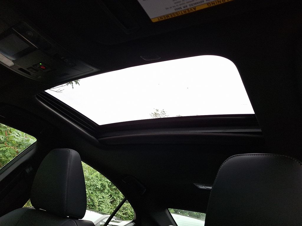 Thumbnail: 2023 Lexus IS - 10