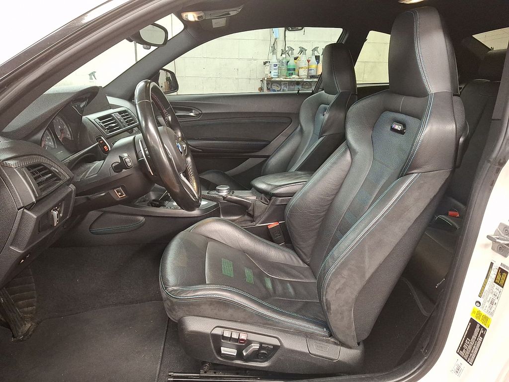 Thumbnail: 2017 BMW M2 - 10