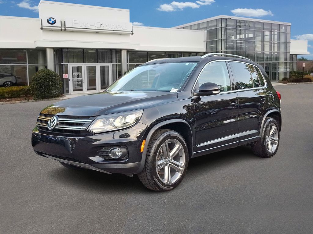 Thumbnail: 2017 Volkswagen Tiguan - 1
